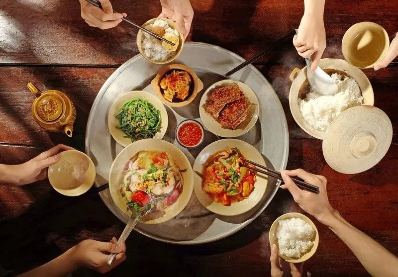 Tiệm Cơm Thời Bao Cấp