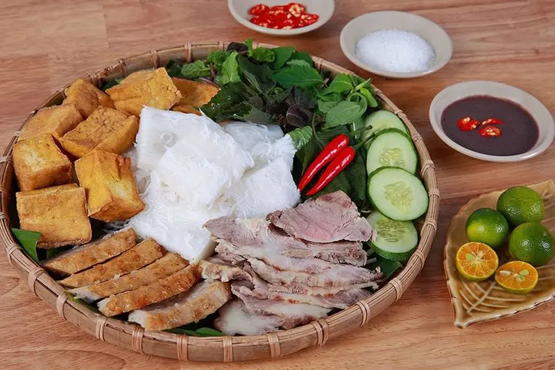 Bún đậu mắm tôm 3 Chị Em