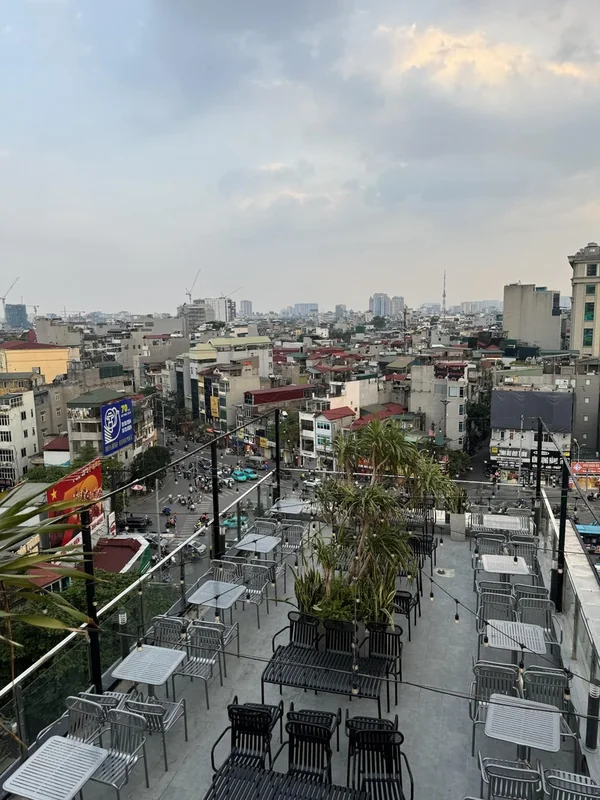 Aries Rooftop Coffee Ô Chợ Dừa