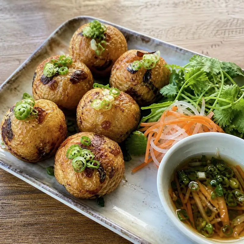 Bánh bạch tuộc Takoyaki