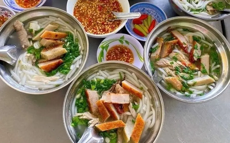 Bánh canh Dốc Đá