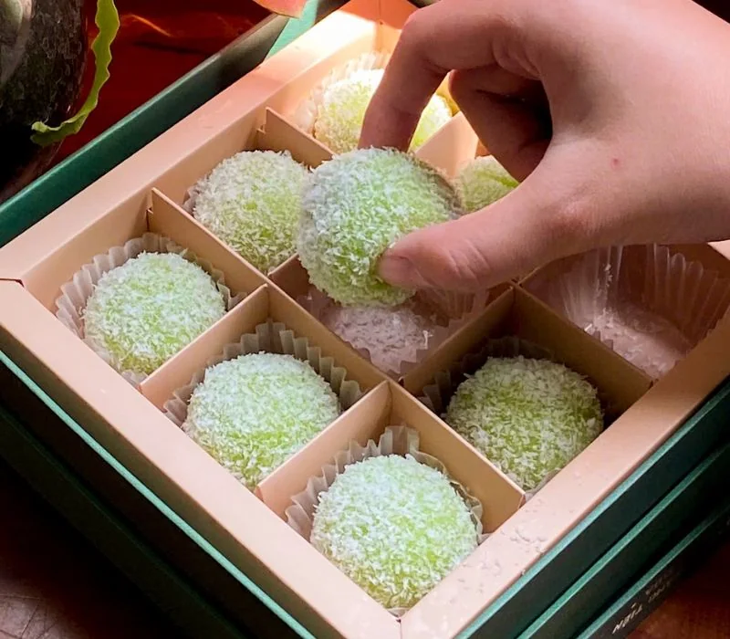 Bánh cốm Làng Vòng Bà Hoản
