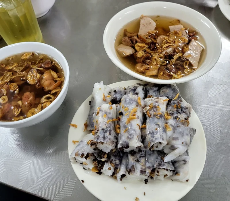Bánh cuốn 50 Đội Cấn