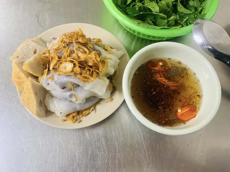 Bánh cuốn Bà Xuân