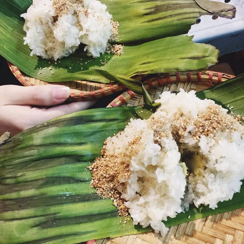 Bánh khúc cô Lan