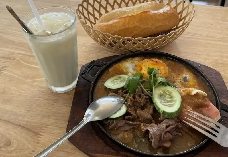 Bánh mì chảo Tasty Đà Lạt