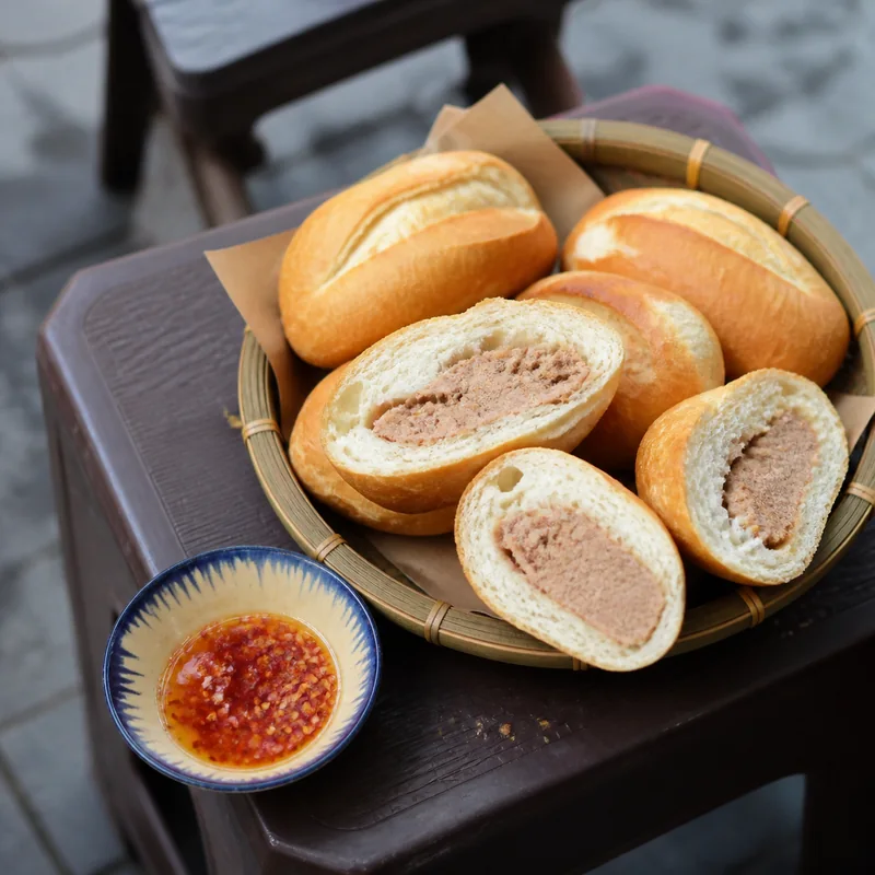 Bánh mì Pate Que