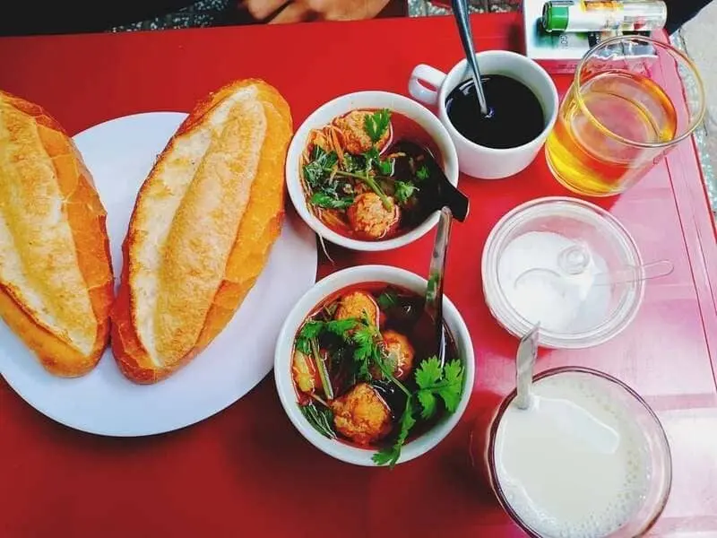 Bánh mì xíu mại