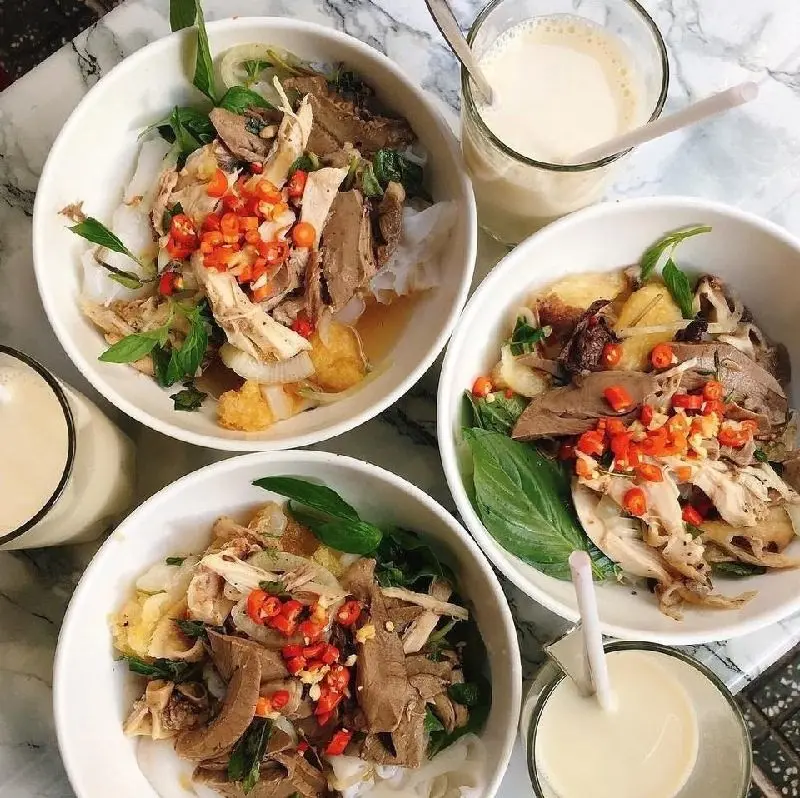 Bánh ướt lòng gà Hằng