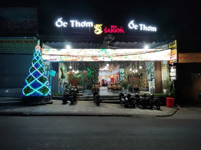 Quán ốc Thơm