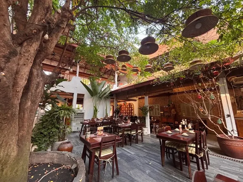 Khế Bistro