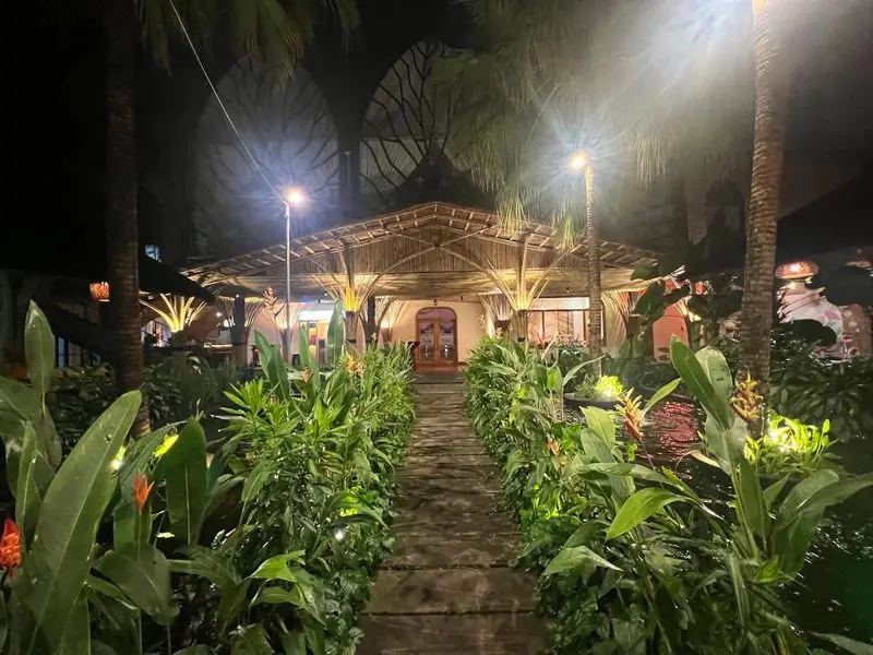 Vườn Ẩm Thực Đông Hồ
