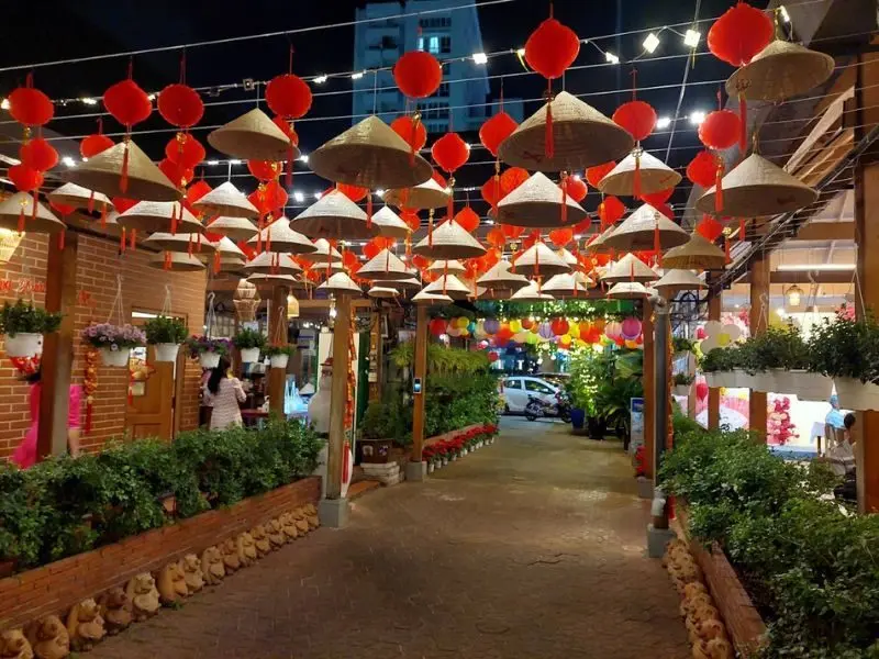 Làng ẩm thực Bình Dương