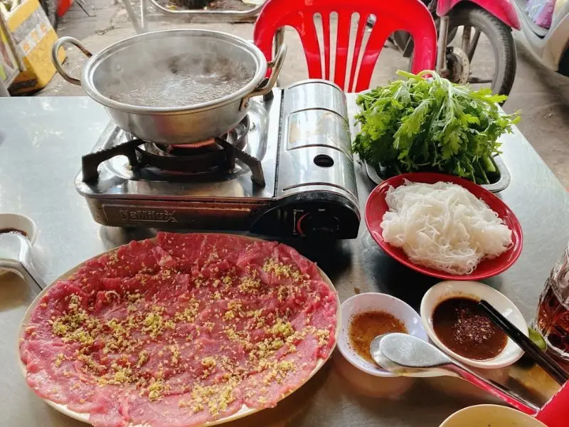 Bò nhúng Mắm ruốc 8 Còn