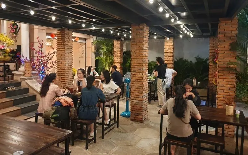 Lẩu chay nhà Sen
