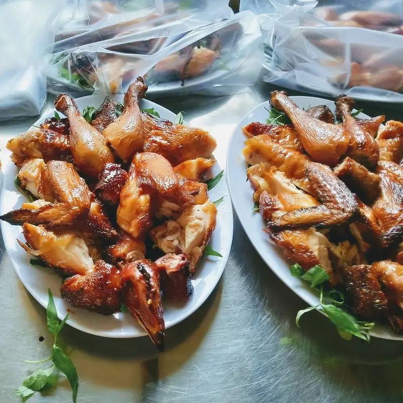 Gà Nướng Thanh Hải
