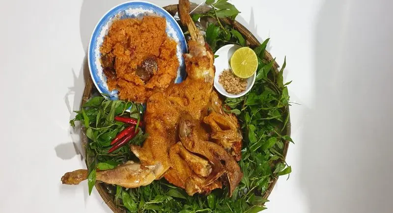 Quán Gà Nướng Cây Bàng