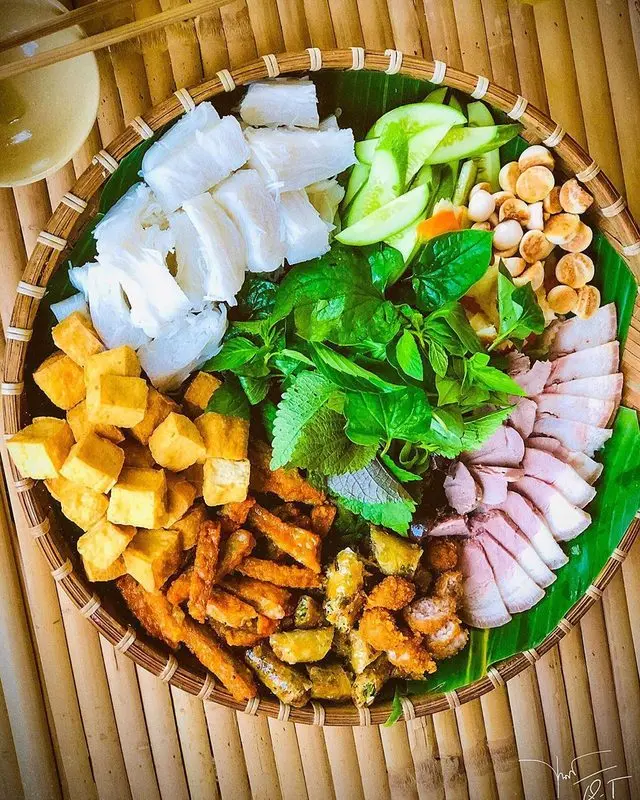 Bún đậu A Tỳ
