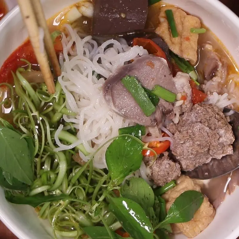 Bún riêu lưỡi