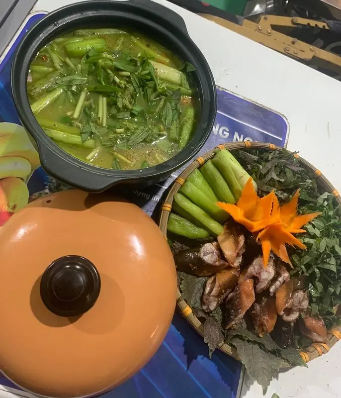 Nhà hàng đồng quê Phi Long Tửu