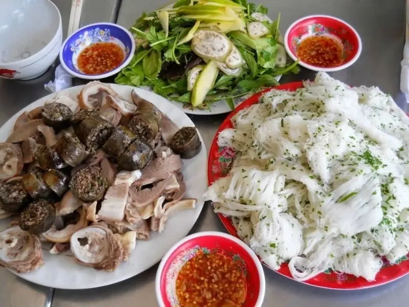 Bánh hỏi lòng heo Phú Long