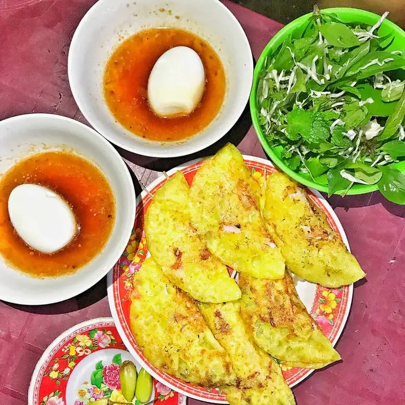 Bánh xèo mực sữa