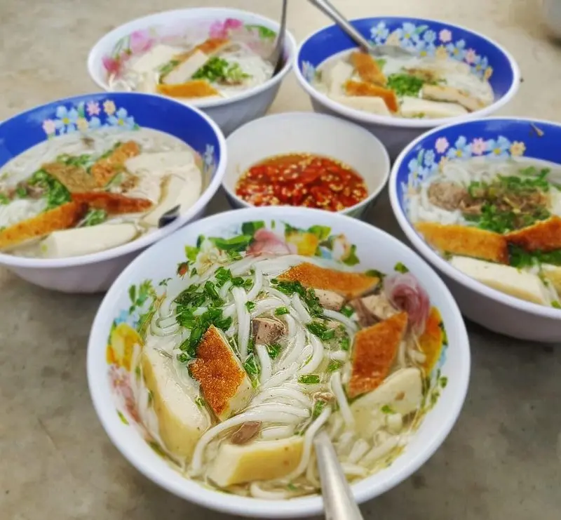 Bánh canh chả cá Bà Lý