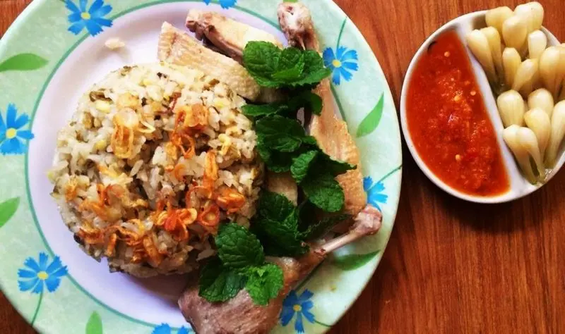 Xôi vịt 106 Trần Hưng Đạo