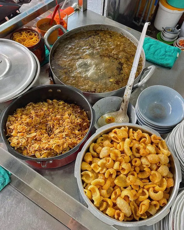 Bún bò Huế bà Dinh