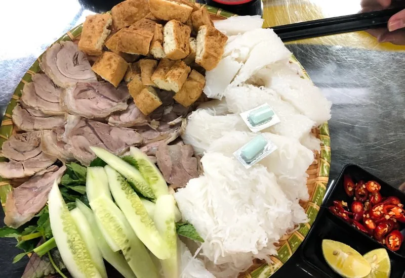 Bún đậu Chị Xồ