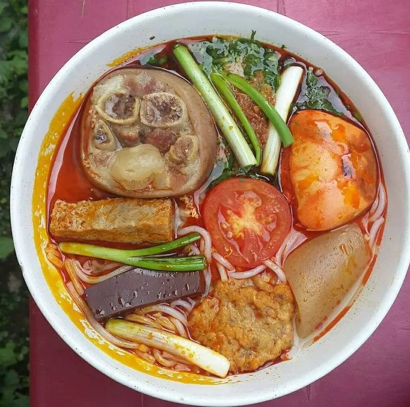 Quán bún riêu Mẫn