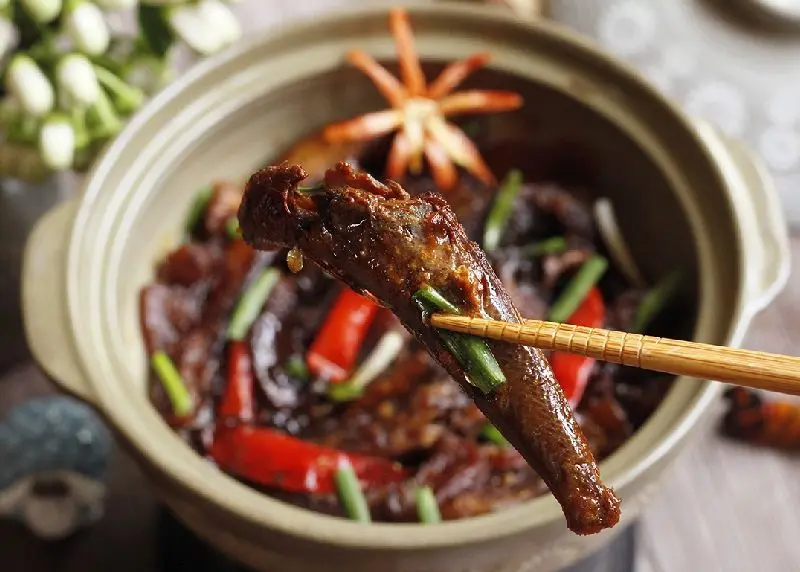 Cá bống kho nước dừa