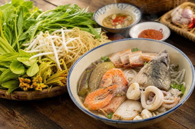 Bún nước lèo Tắc Vân: Tô bún đậm vị miền Tây giữa lòng Cà Mau