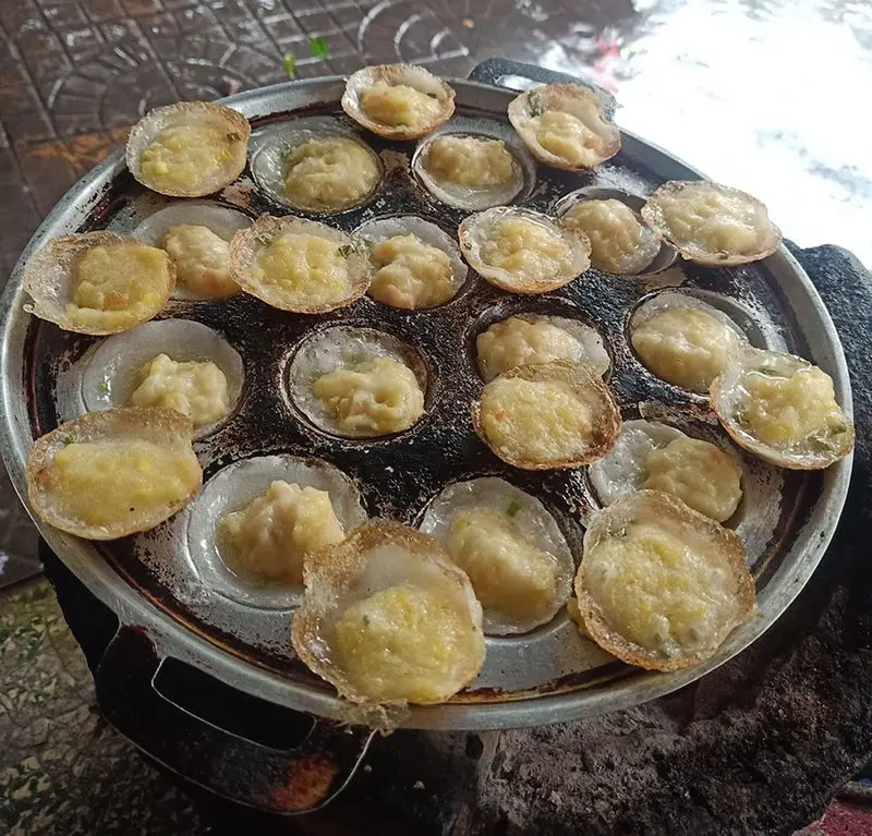 Quán bánh khọt đường Nguyễn Hữu Lê