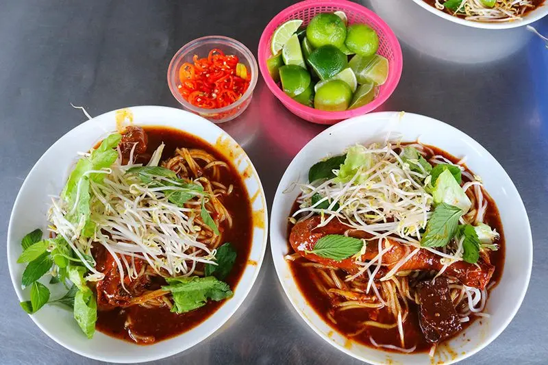 Bánh Tầm Cay Lan