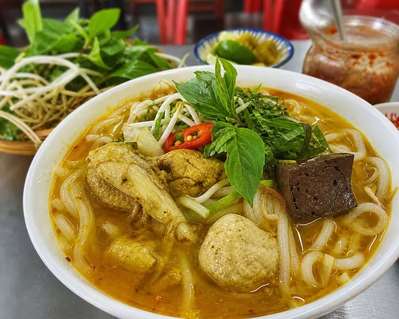Bánh tầm cay hẻm Vĩnh Quang: Hương vị đậm đà giữa lòng Cà Mau