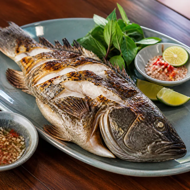 Cá mú nướng mọi
