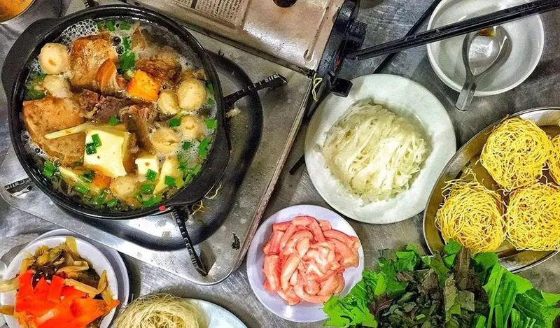 Lẩu dê Tài Ký