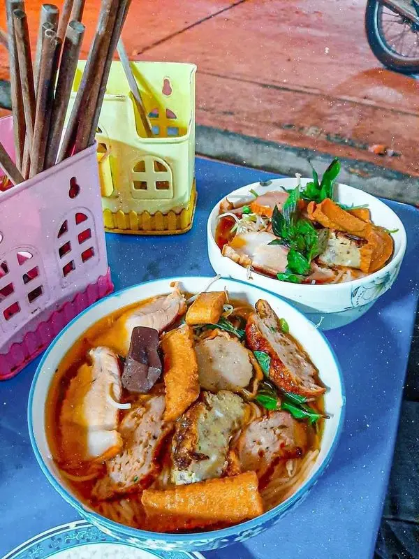 Bún riêu Cô Bích