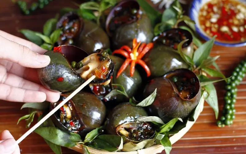 Quán ốc Mậu Thân