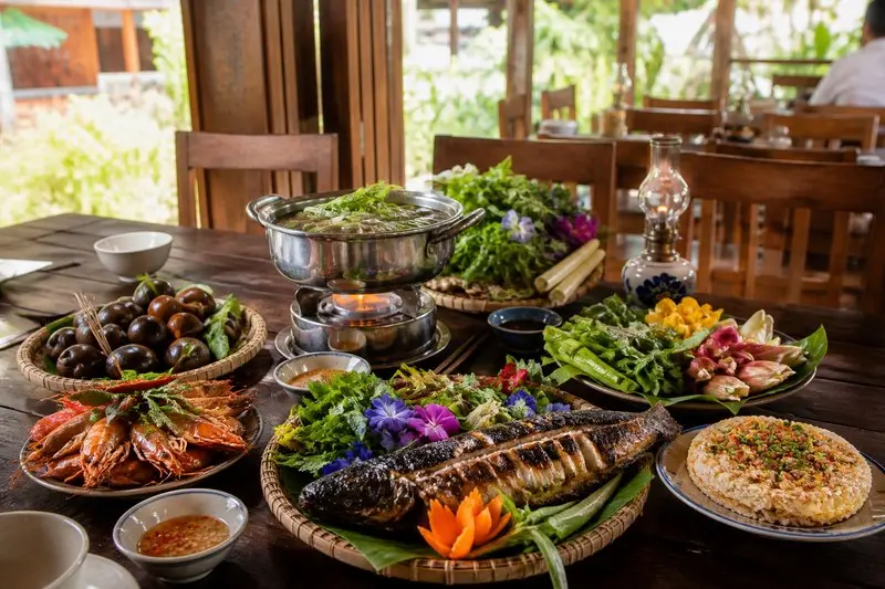 Review nhà hàng Sông Quê Cần Thơ: Món miền Tây dân dã giữa không gian rộng rãi