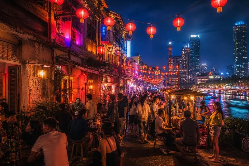 Lan Kwai Fong CT: Góc vui chơi mang sắc màu Hồng Kông giữa Cần Thơ