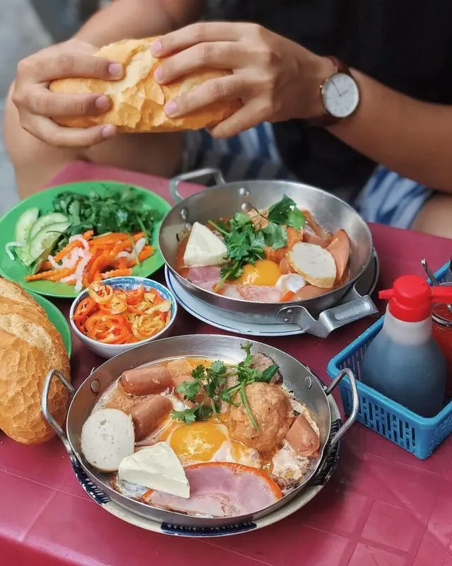Bánh mì chảo Ung Văn Khiêm