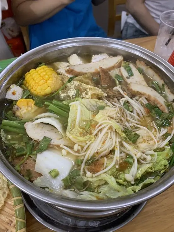 Lẩu chay Chế Út