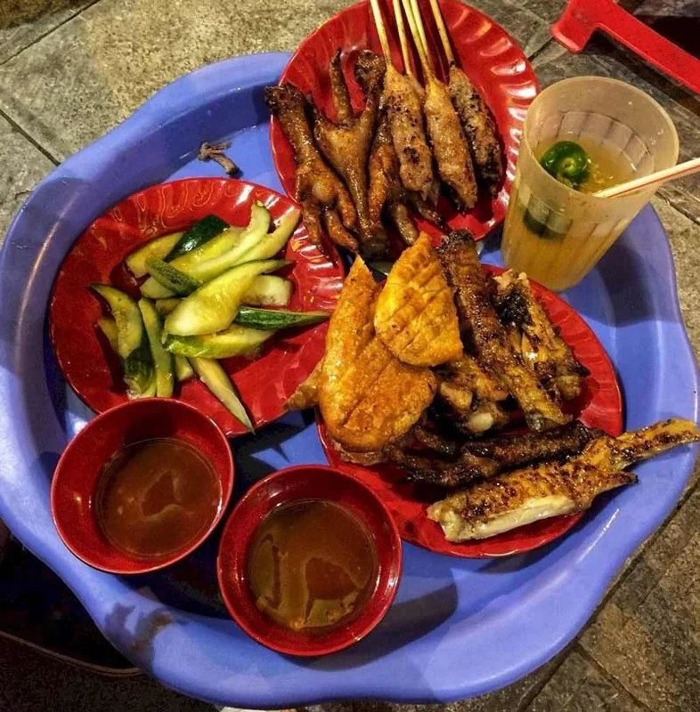 Chân gà Bà Triệu