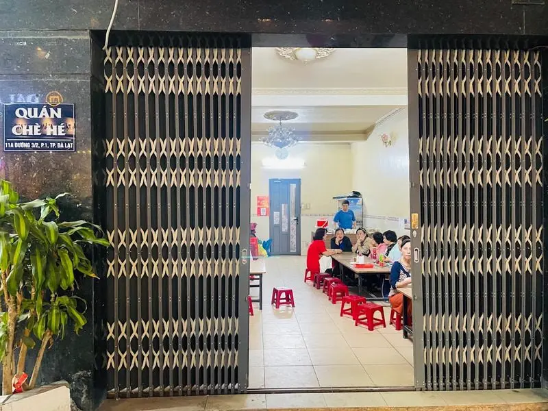 Câu chuyện cánh cửa hé tại Chè Hé