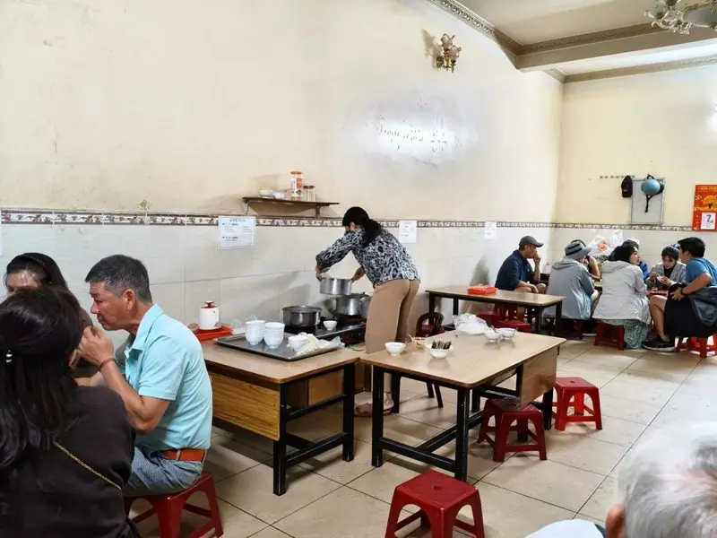 Chè Hé Đà Lạt - tiệm chè không biển hiệu