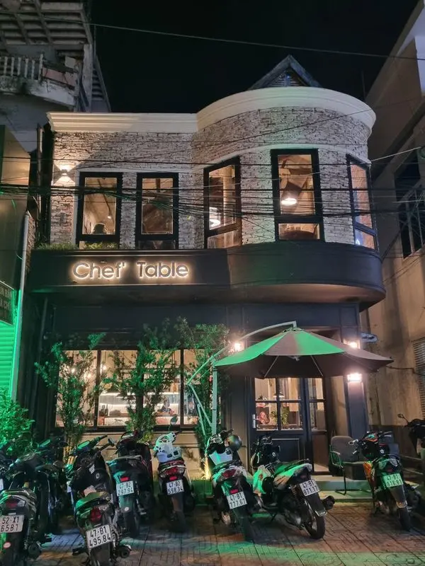 Chef' Table