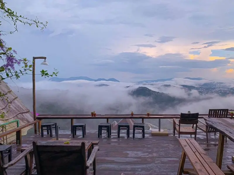 Không gian mộc mạc bên sườn dốc
