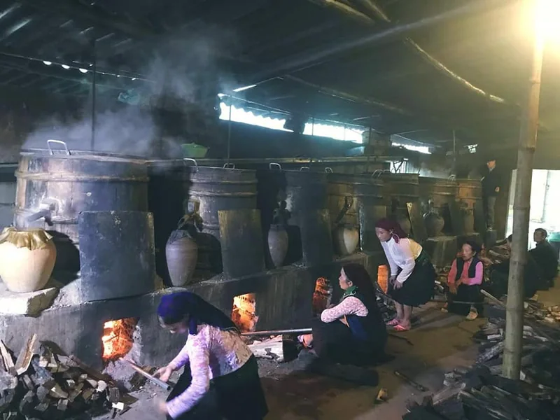 Cơ sở rượu ngô thủ công Bắc Hà